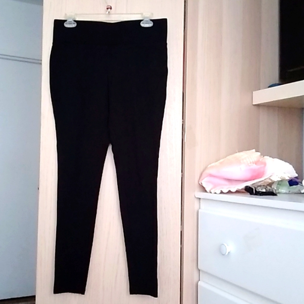 Tahari  Pants sz M
